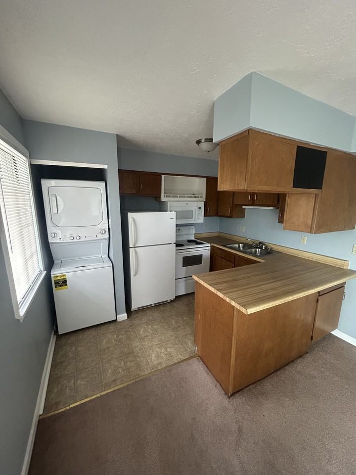 392 Shelby Avenue-12 #12 - Photo 2 of 4