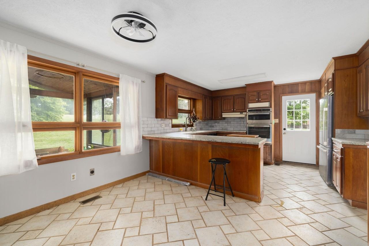 2209 King College Rd #1 - Photo 5 of 17