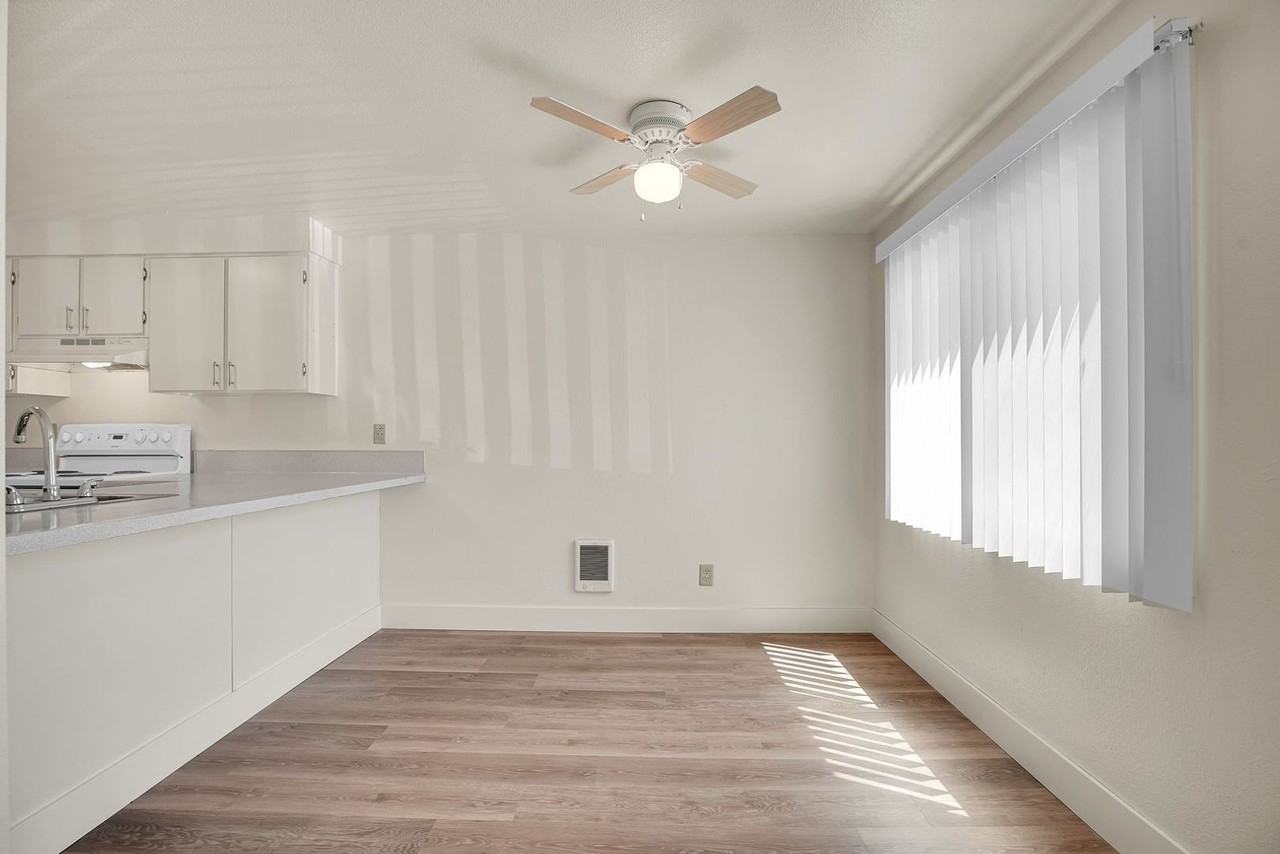 GARDEN COURT APTS. - Photo 3 of 36