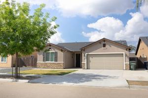 featured image of 1604 Sidonia St