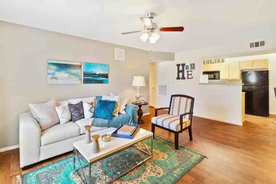 975 S Royal Palm Rd - Photo 6 of 15