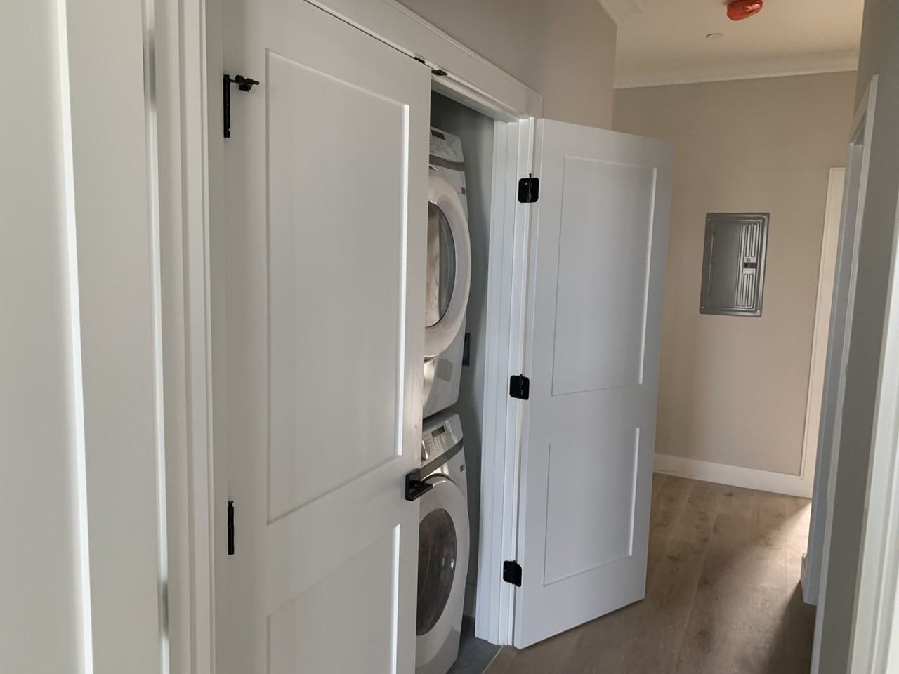 151 Everett St - Photo 7 of 22