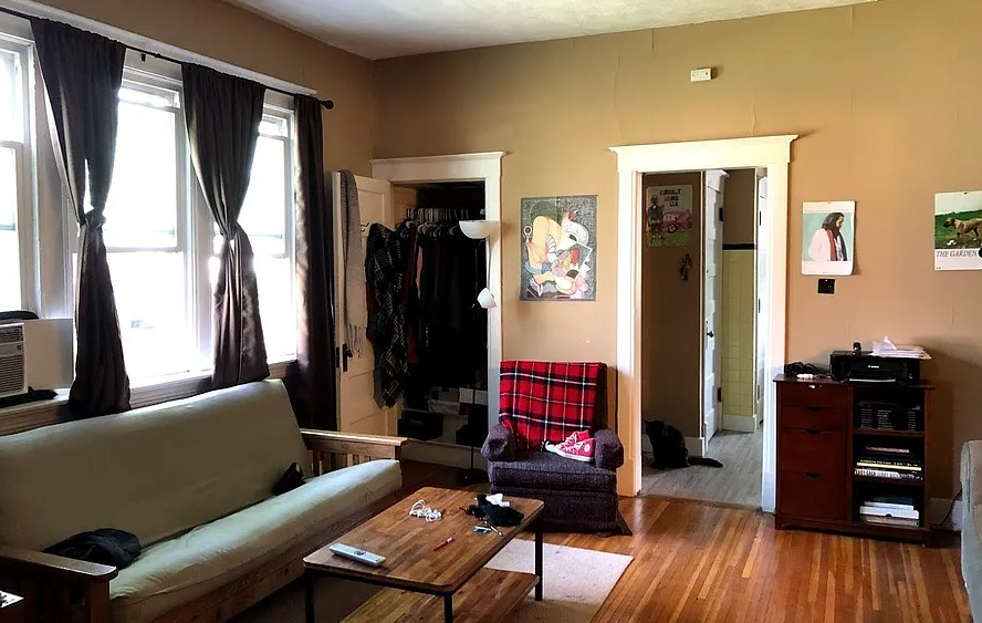 505 1/2 E Locust St #A - Photo 7 of 14
