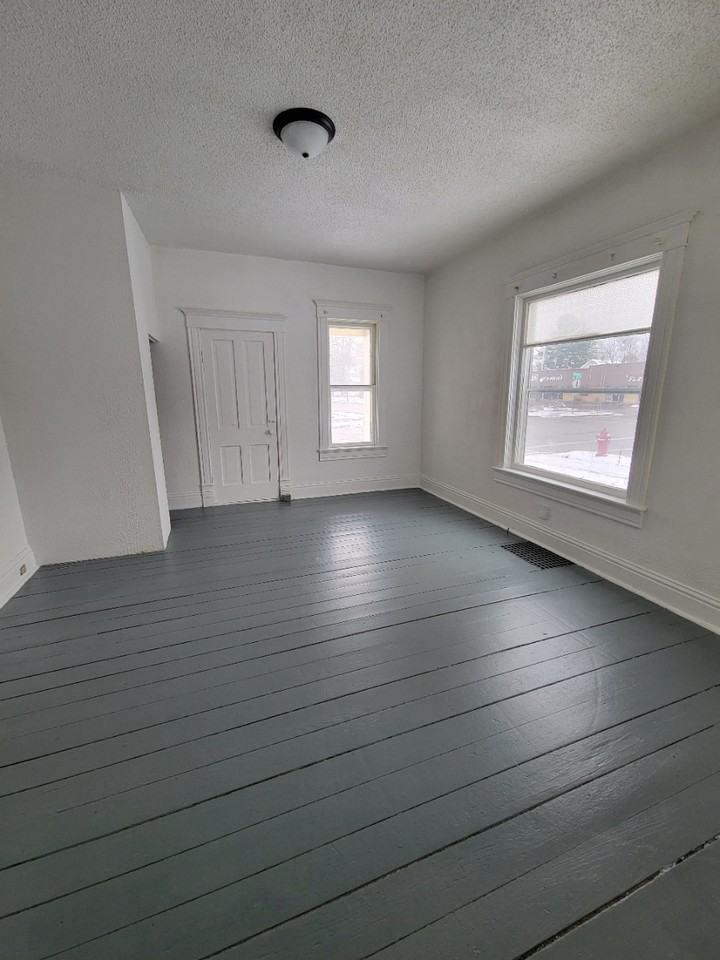 937 S 3rd Ave #1 - Photo 6 of 9