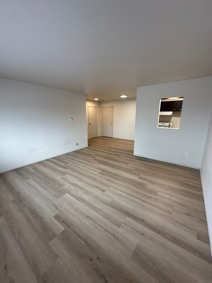 5501 W National Ave - Photo 5 of 10