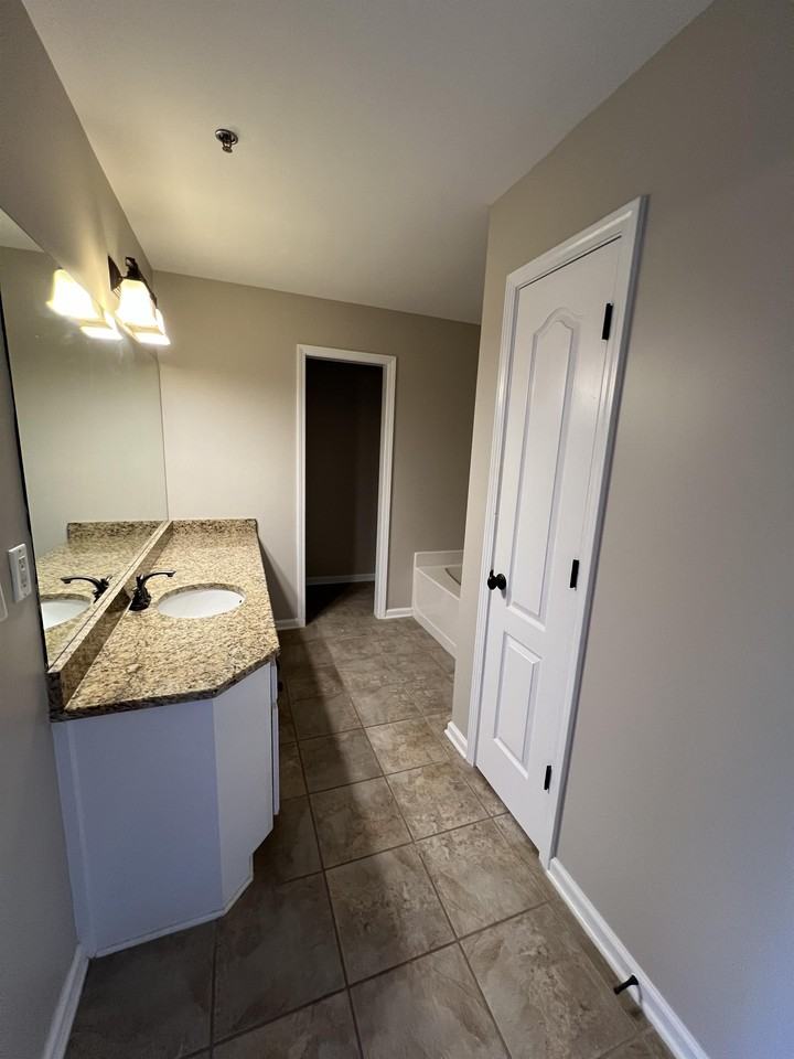 150 The Preserve Drive - 1Unit C5 #1 - Photo 7 of 45