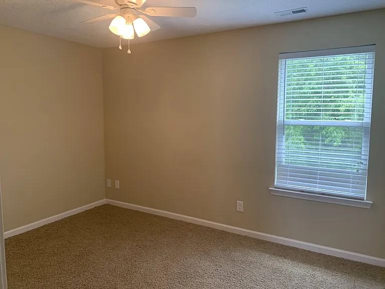 652 Mckean Dr #1 - Photo 5 of 9