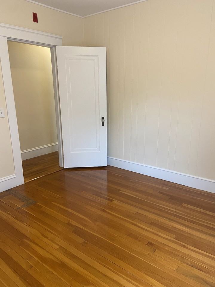 100 Taft Avenue - 88 Taft #88TAFT2 - Photo 3 of 8