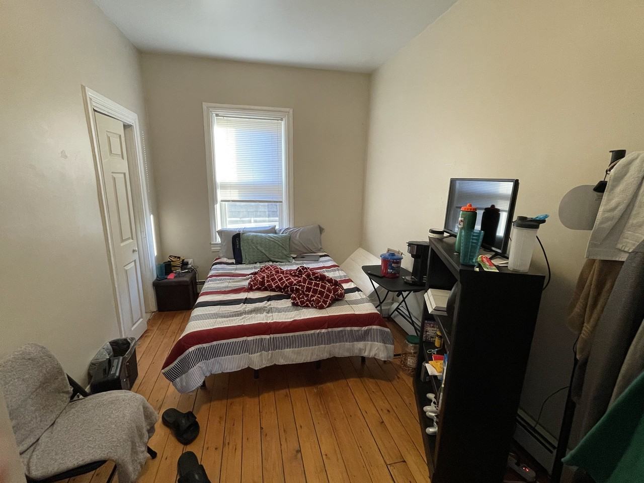 52 Dennis Ave #2 - Photo 5 of 8