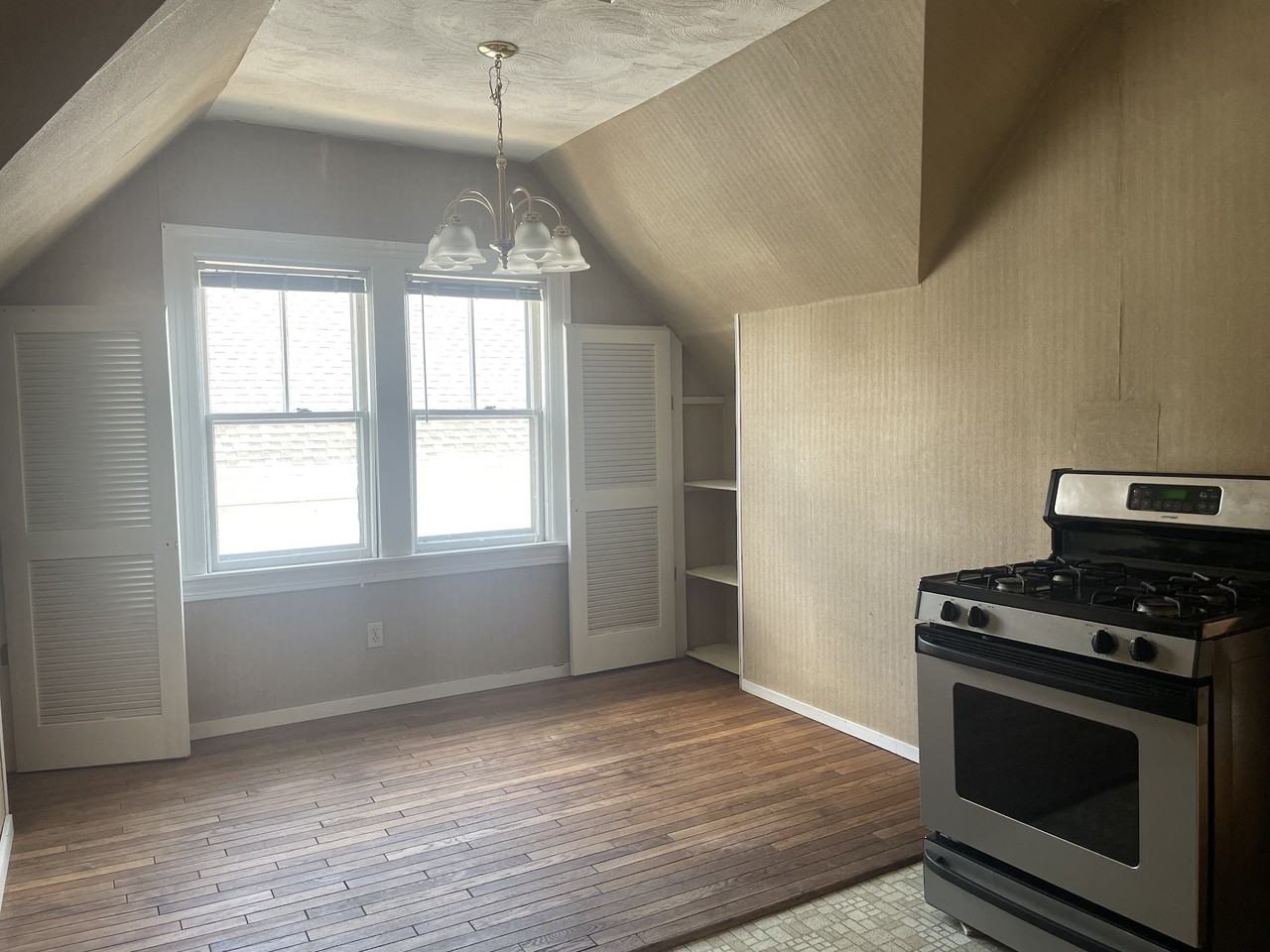 229 Federal St #3 - Photo 2 of 8