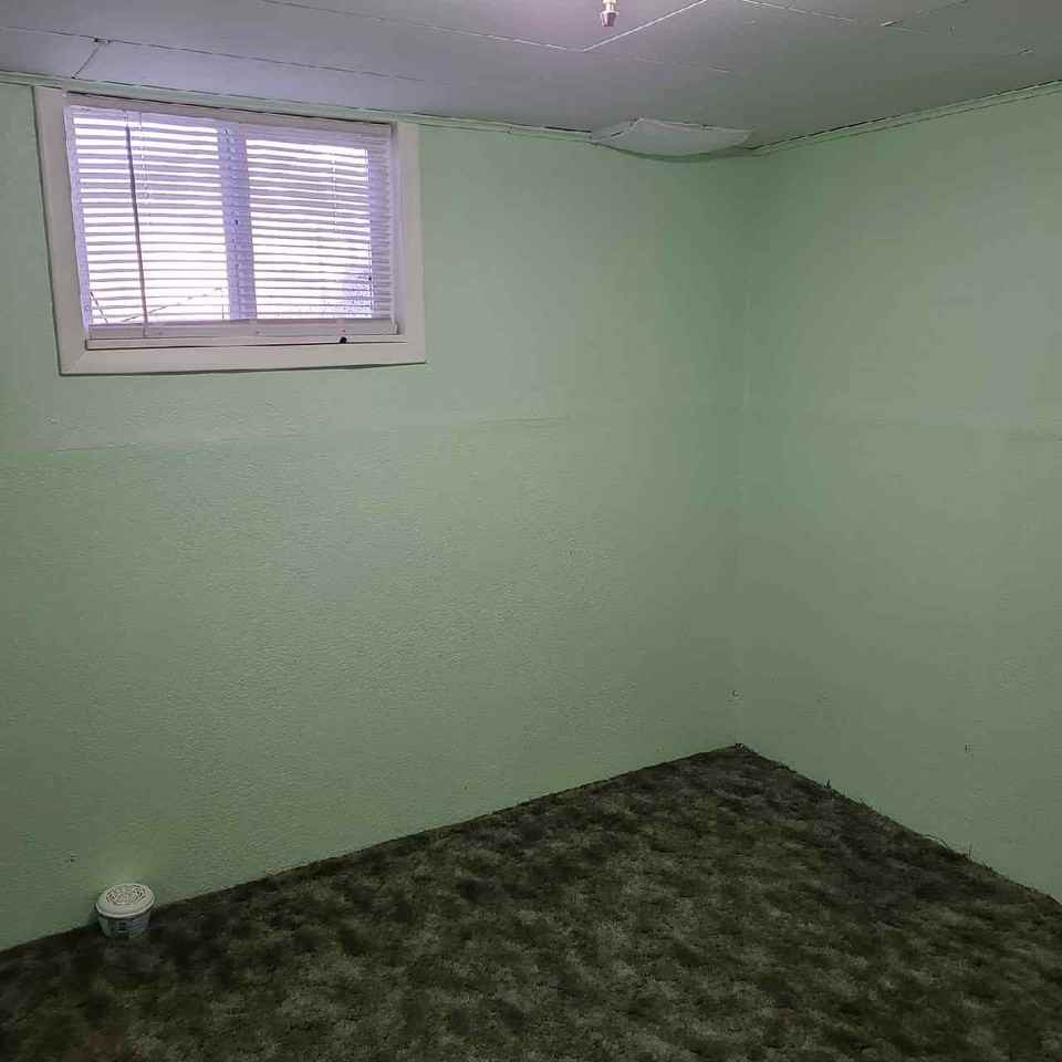 408 E E St #2 - Photo 2 of 12