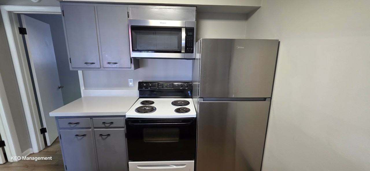 Spacious 2 bedroom 2 bath apartments in Harrison Township! - Photo 5 of 23