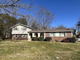 featured image of 2900 Moss Spring Dr #1