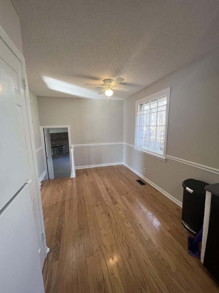 2900 Moss Spring Dr #1 - Photo 4 of 9
