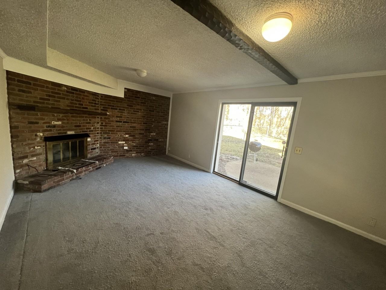 2900 Moss Spring Dr #1 - Photo 5 of 9