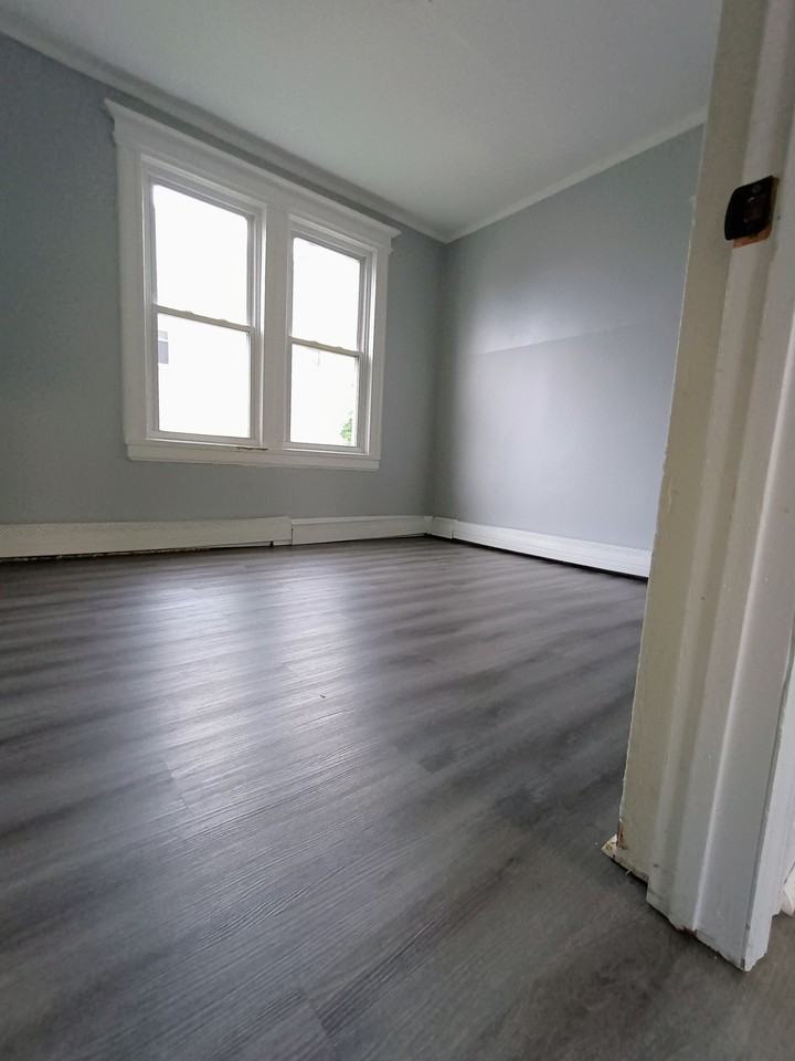 169 Johnson Avenue #1 - Photo 4 of 11