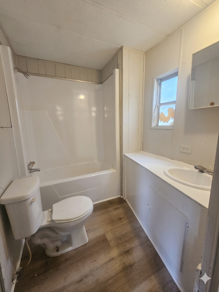 317 Southstar St #1 - Photo 5 of 7