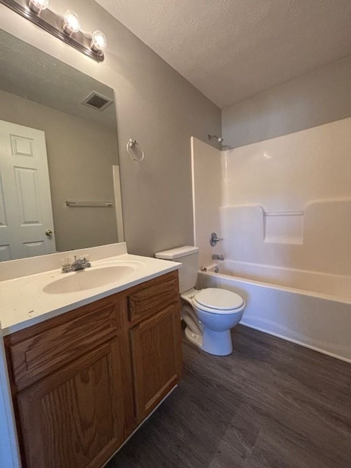 101 Braxton Ct - Photo 7 of 13