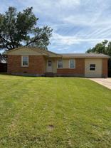 3428 Nw Lincoln Ave - Photo 1 of 1