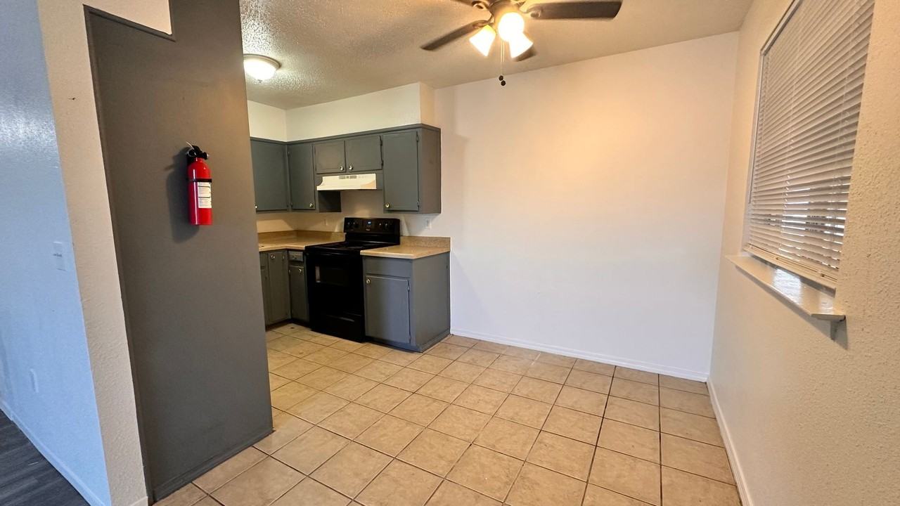 Liberty Station Apartments - Photo 2 of 35