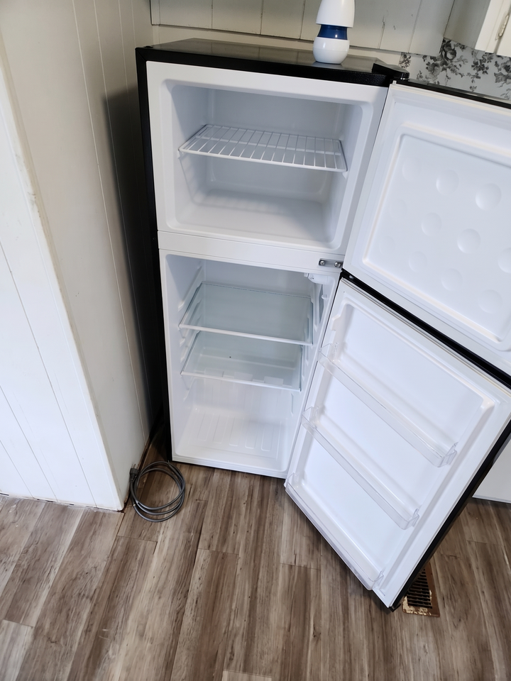 625 Main St #1 - Photo 5 of 12