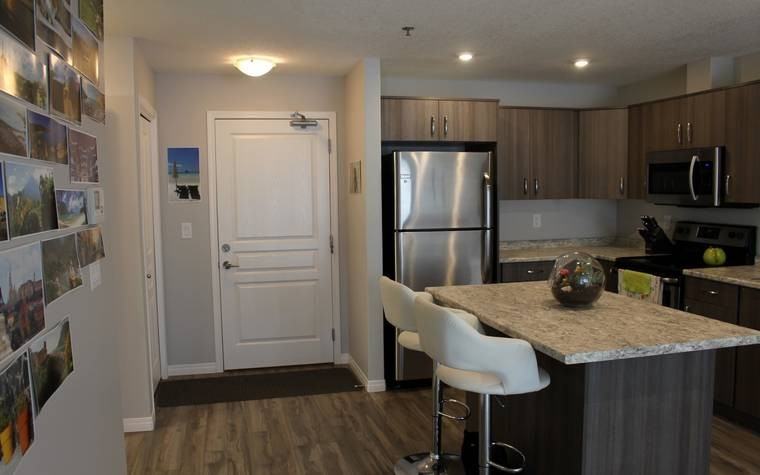 108 Willis Cres..4116 #4116 - Photo 3 of 12