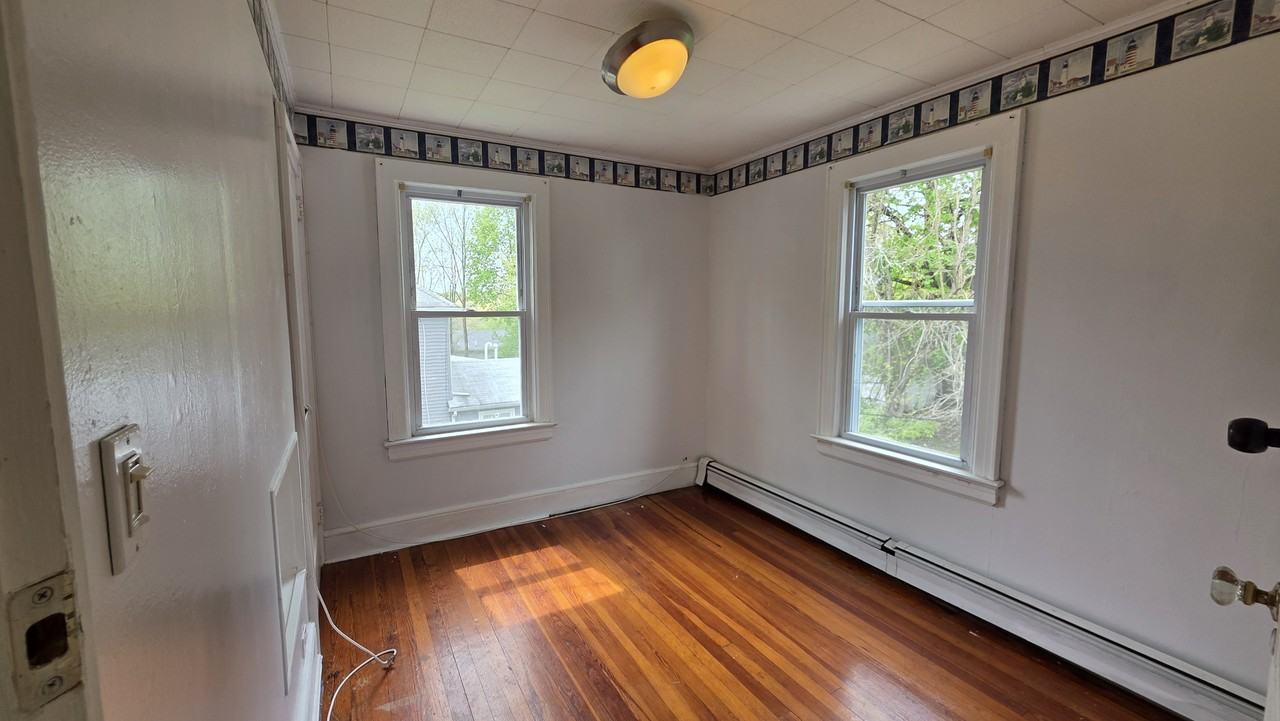 454 Round Lake Park Rd #1 - Photo 6 of 19