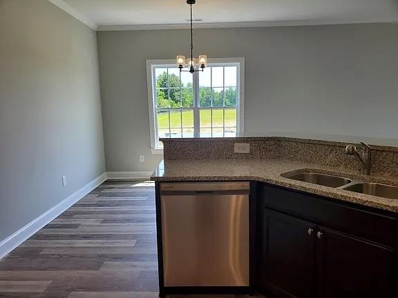 2500 Brookville Dr #B - Photo 5 of 19