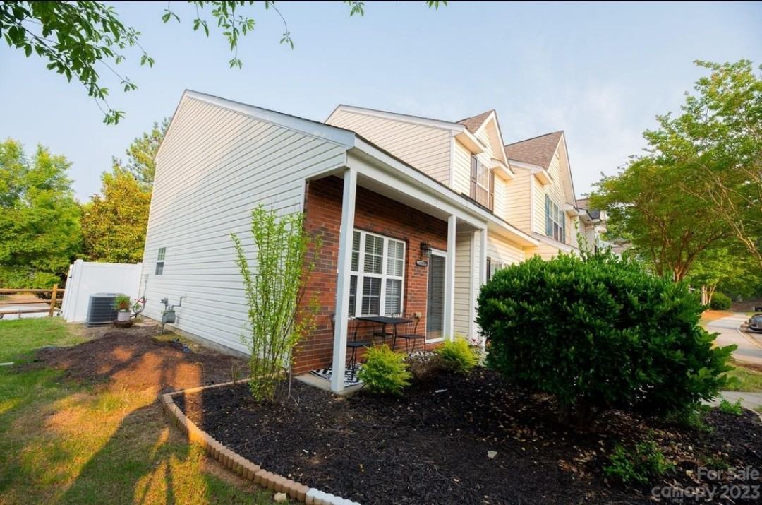 16855 Greenlawn Hills Ct #1 - Photo 2 of 25
