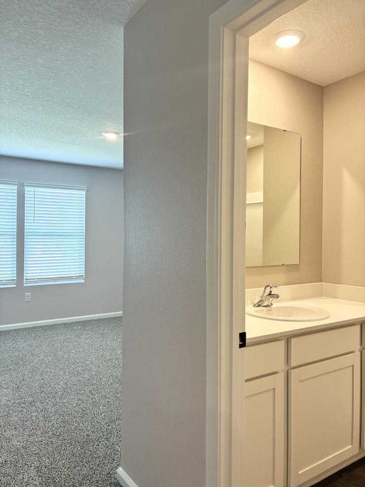 5983 Ortega Lake Dr #1 - Photo 5 of 18