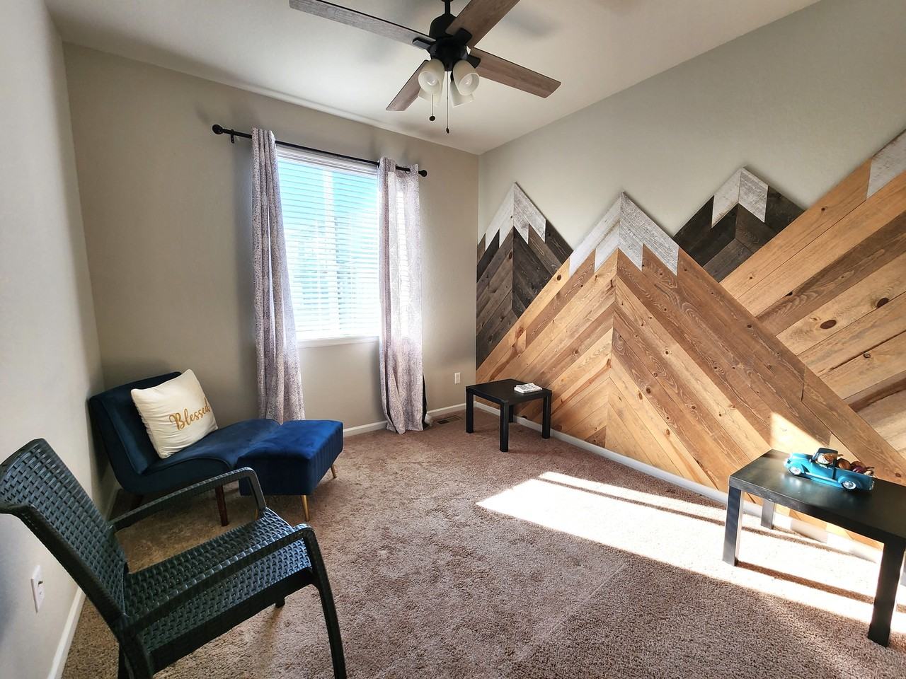 11863 Churchfield St #1 - Photo 5 of 32