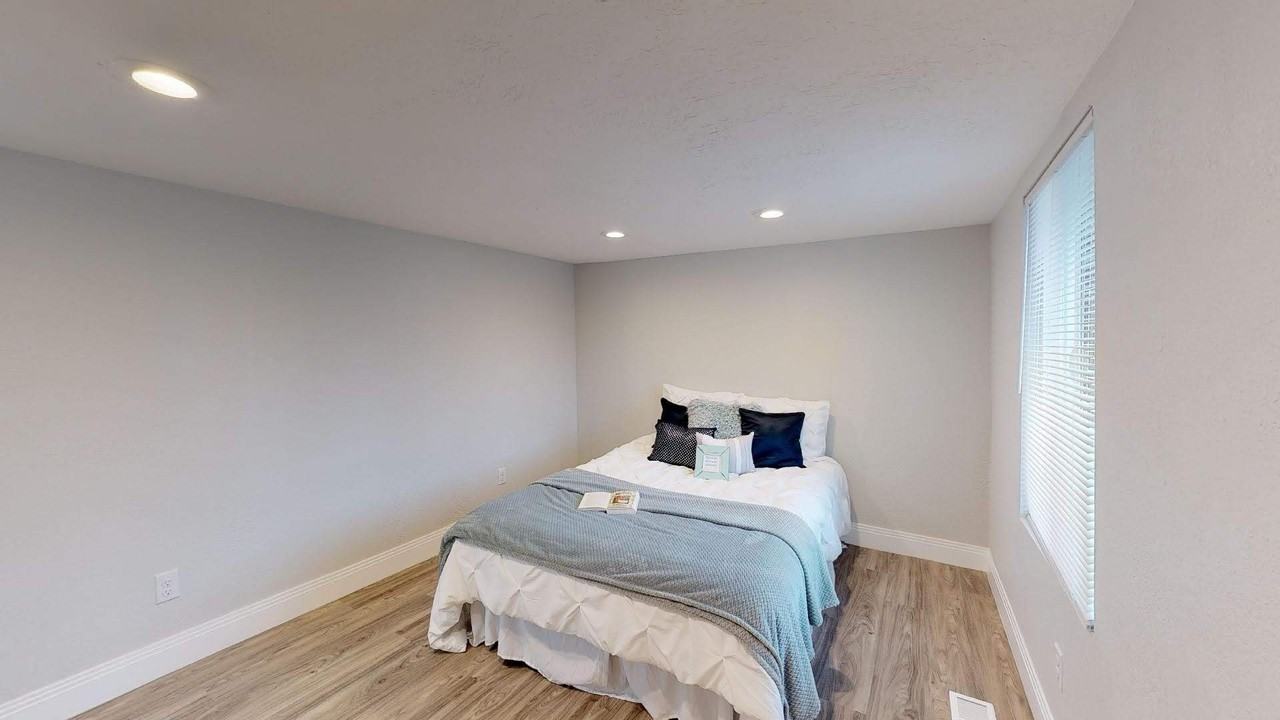 306 S 400 E #2 - Photo 5 of 16