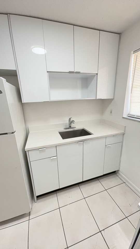 Danielle Apartments - Photo 3 of 18