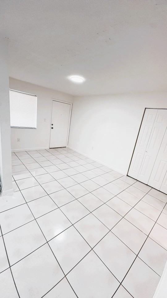 Danielle Apartments - Photo 6 of 18