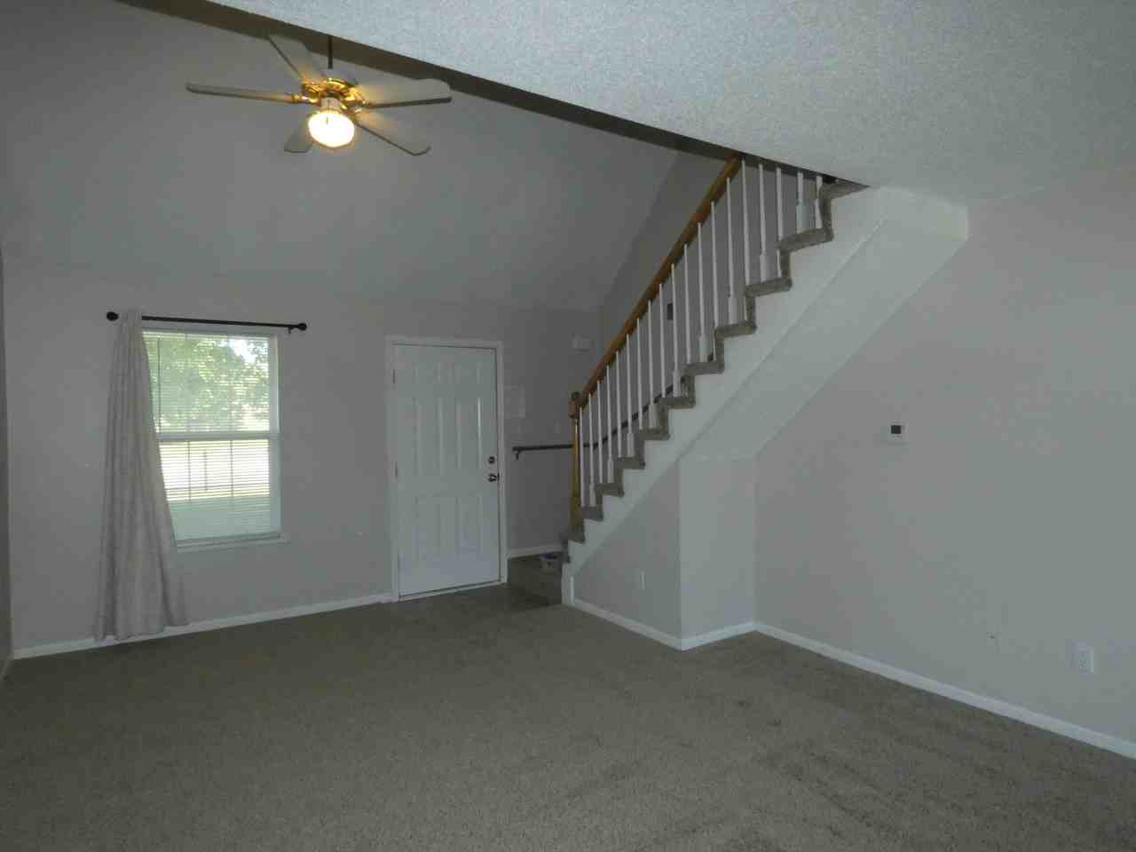 833 Spring Ct - Photo 2 of 17
