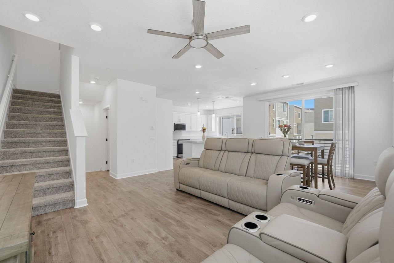 850 Kili St #1 - Photo 3 of 45