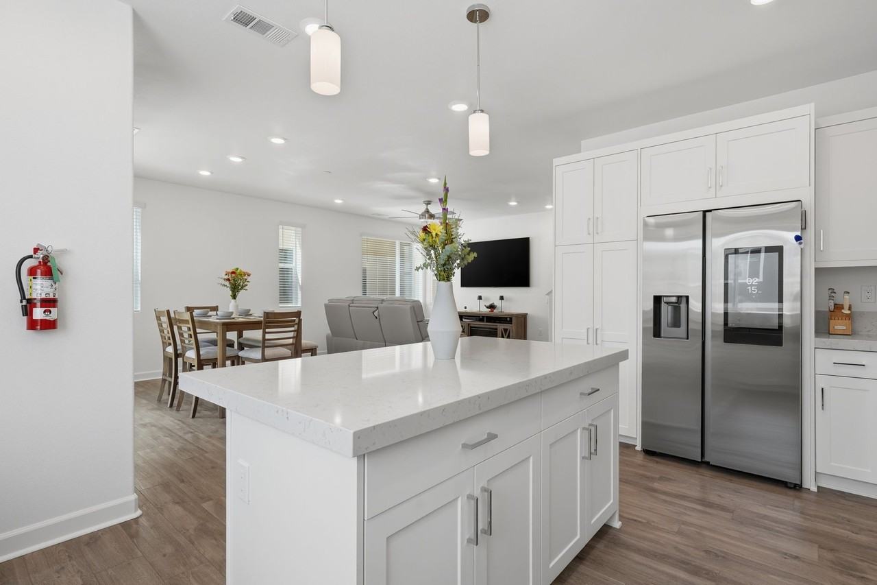 850 Kili St #1 - Photo 5 of 45