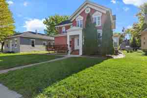 featured image of 1007 7th St S