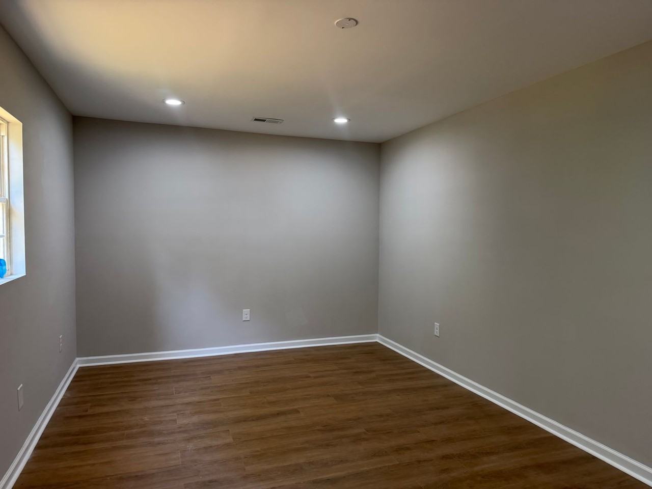 1204 Iva Ave - Photo 5 of 14