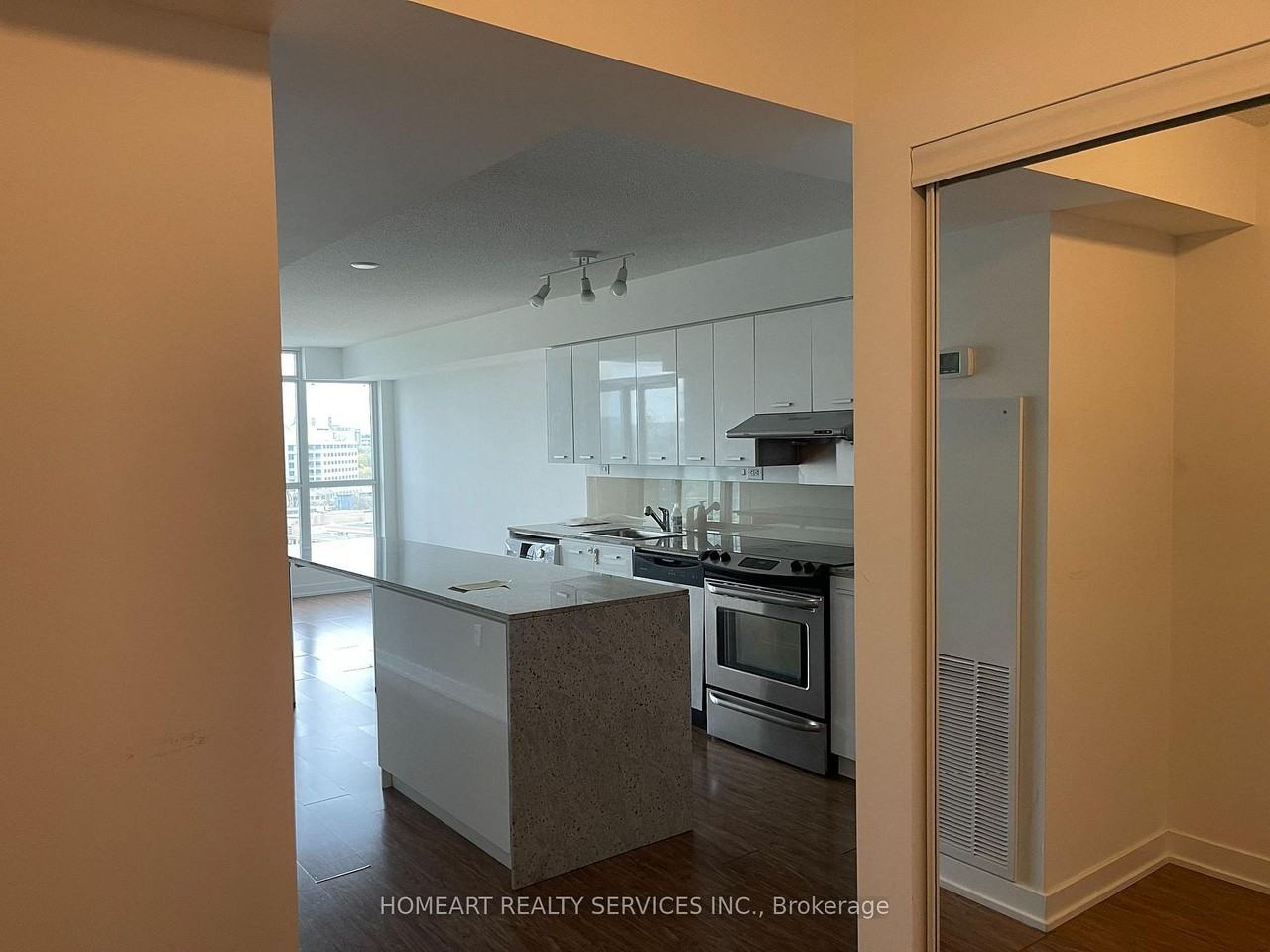29 Singer Court - Photo 3 of 7