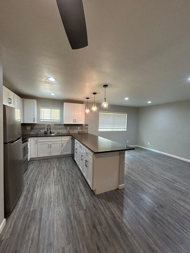 4912 Gaston - Photo 5 of 27