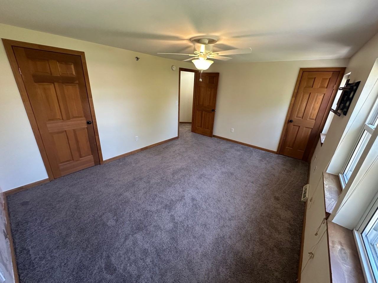 18 Valade St - Photo 5 of 22