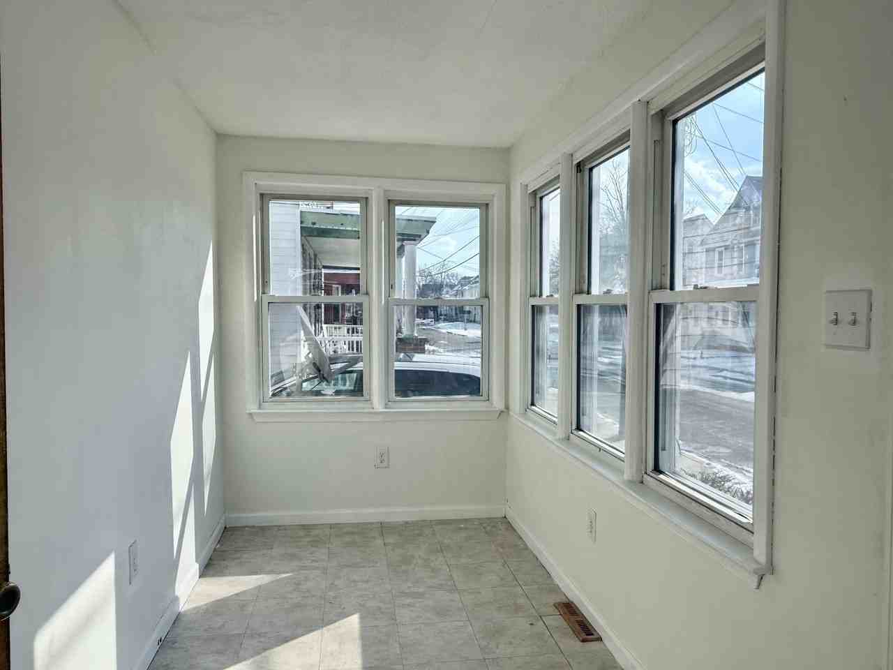 87 W Harmony St - Photo 4 of 35