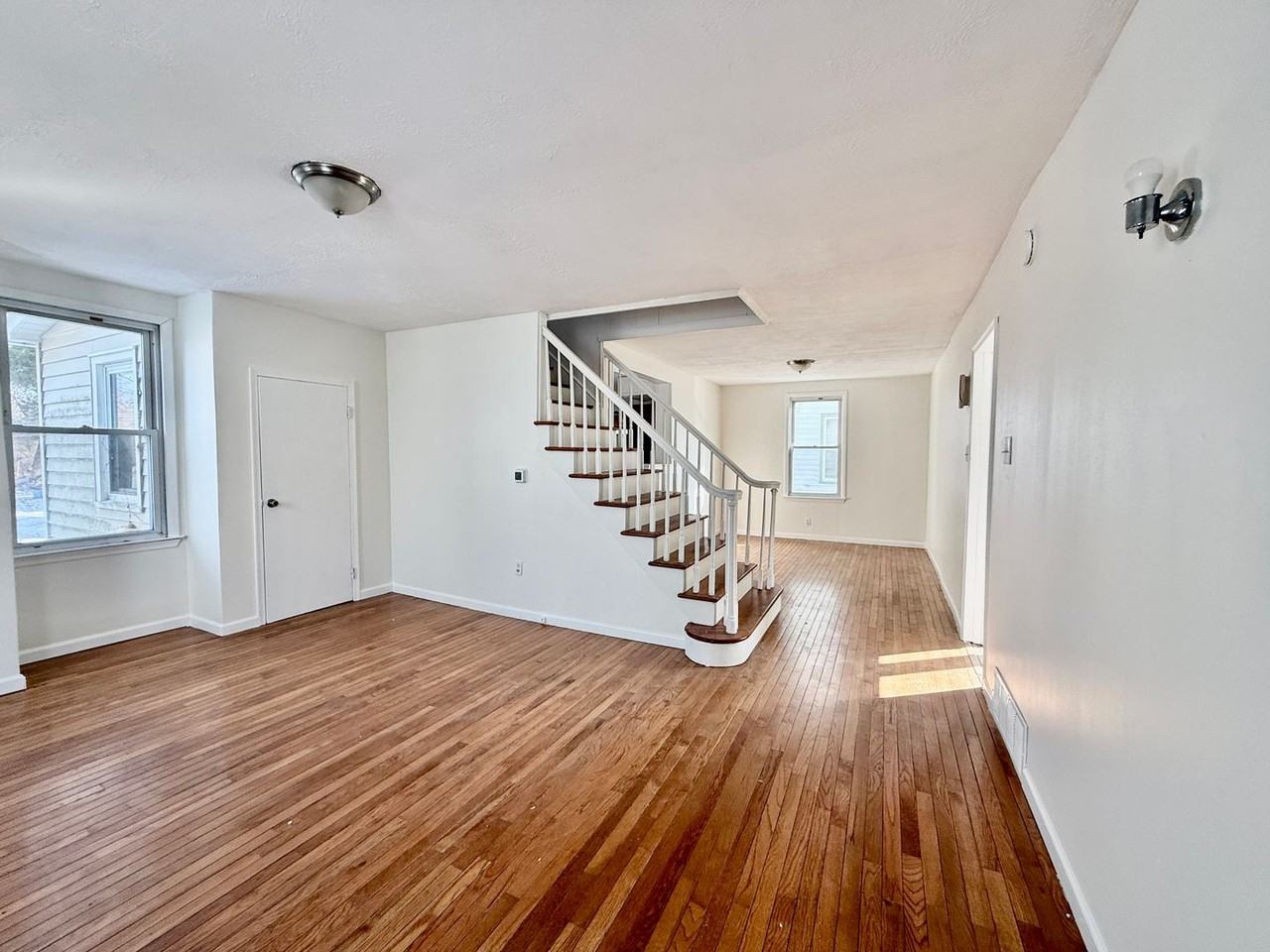 87 W Harmony St - Photo 6 of 35