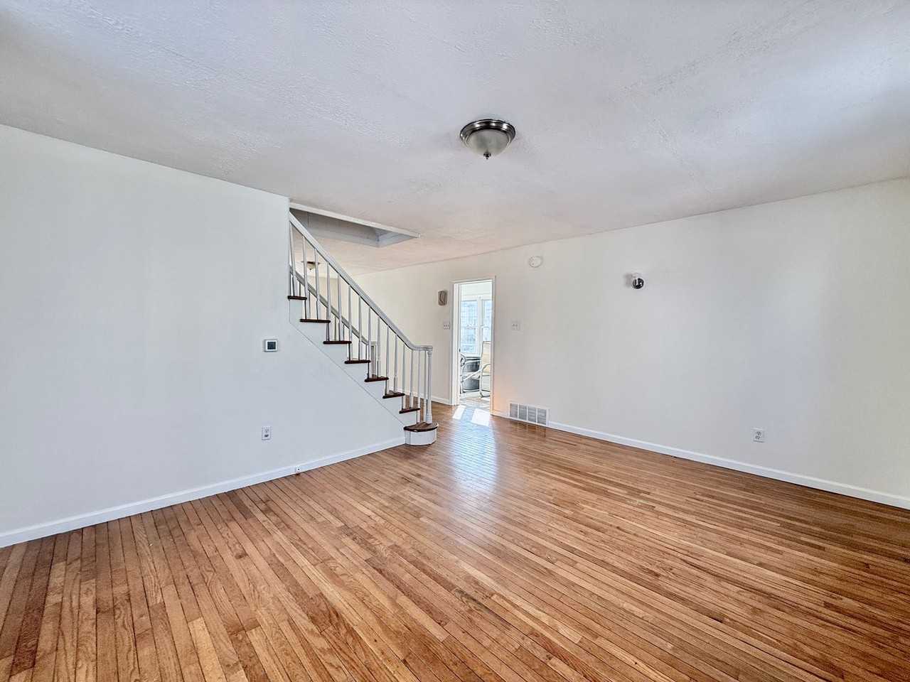 87 W Harmony St - Photo 7 of 35