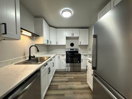 featured image of 4230 Hoyt Ave