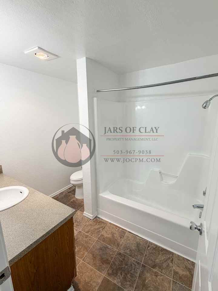 3952 Partridge Ln Ne - Photo 4 of 8