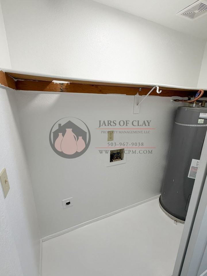 3952 Partridge Ln Ne - Photo 6 of 8