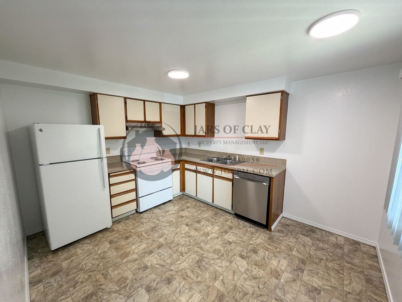 3973 Partridge Ln Ne - Photo 3 of 7