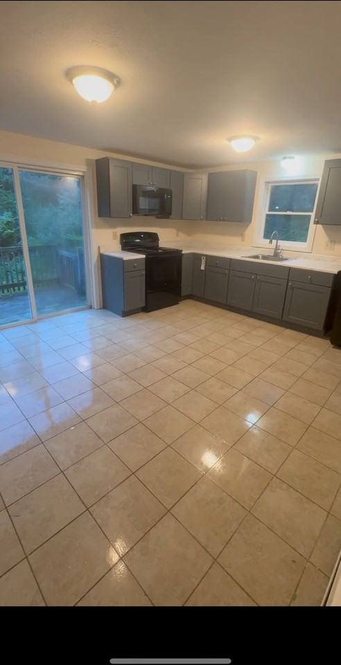 Welcome Home to Hudson Ridge! - Photo 3 of 43